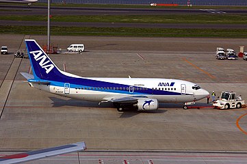 ANA Boeing 737-500